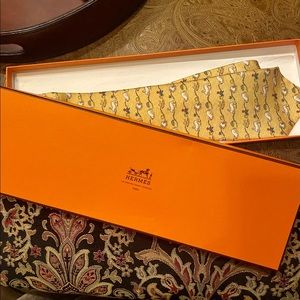Hermes tie yellow with bunny print with box